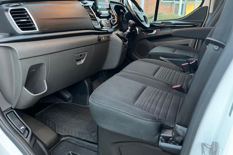 Used Ford Transit Custom 2021 for sale - 76738917: Photo 25