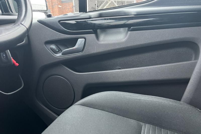 Used Ford Transit Custom 2022 for sale - 76984850: Photo 28