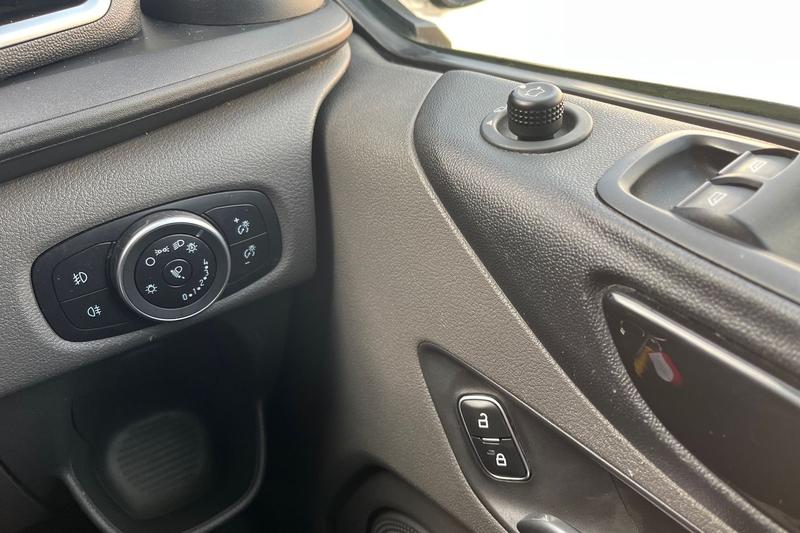 Used Ford Transit Custom 2023 for sale - 78087763: Photo 17