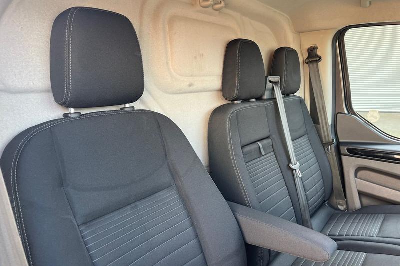 Used Ford Transit Custom 2023 for sale - 78087763: Photo 31