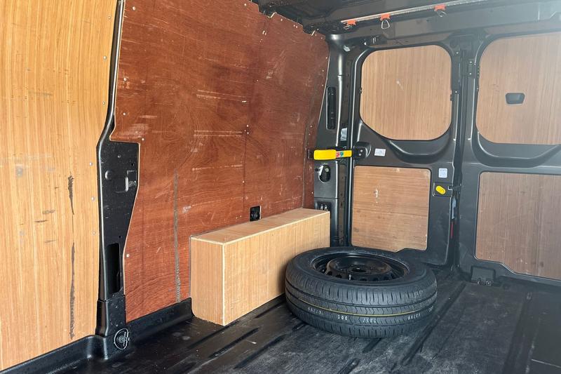 Used Ford Transit Custom 2023 for sale - 78087763: Photo 4