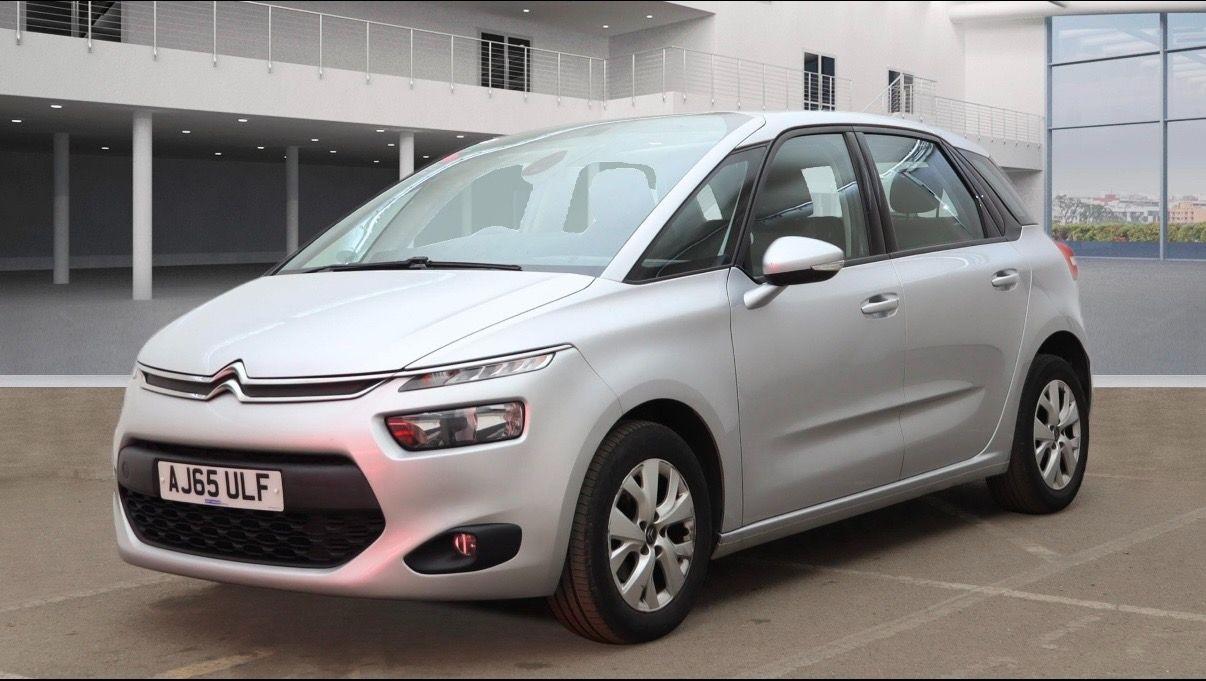 Used Citroen C4 Picasso 2015 for sale - 77971154: Photo 2