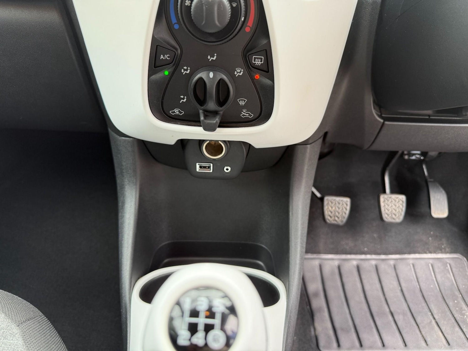 Vehicle 21