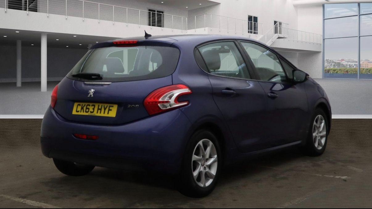 Used Peugeot 208 2013 for sale - 76445390: Photo 4