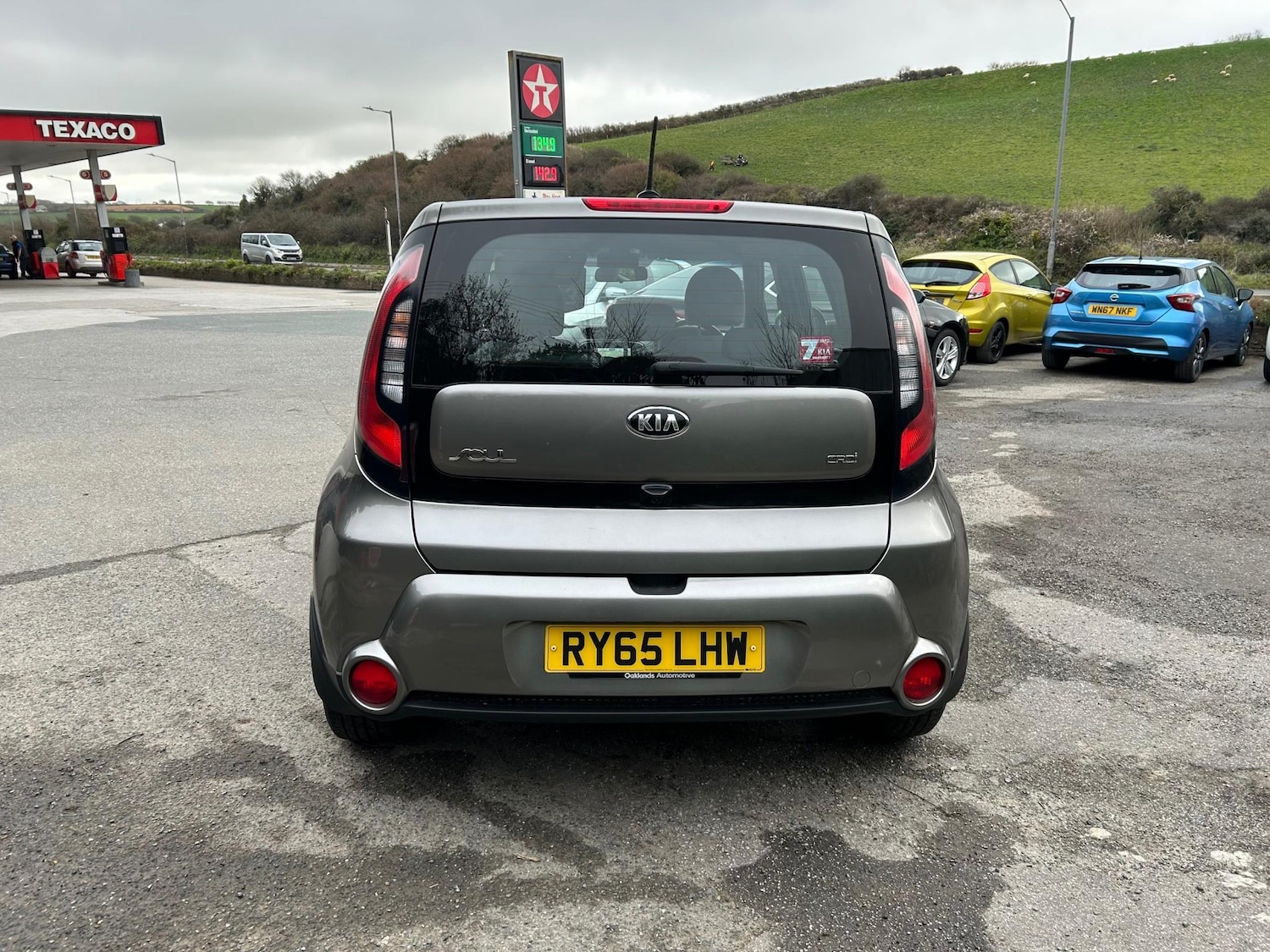 Vehicle 6
