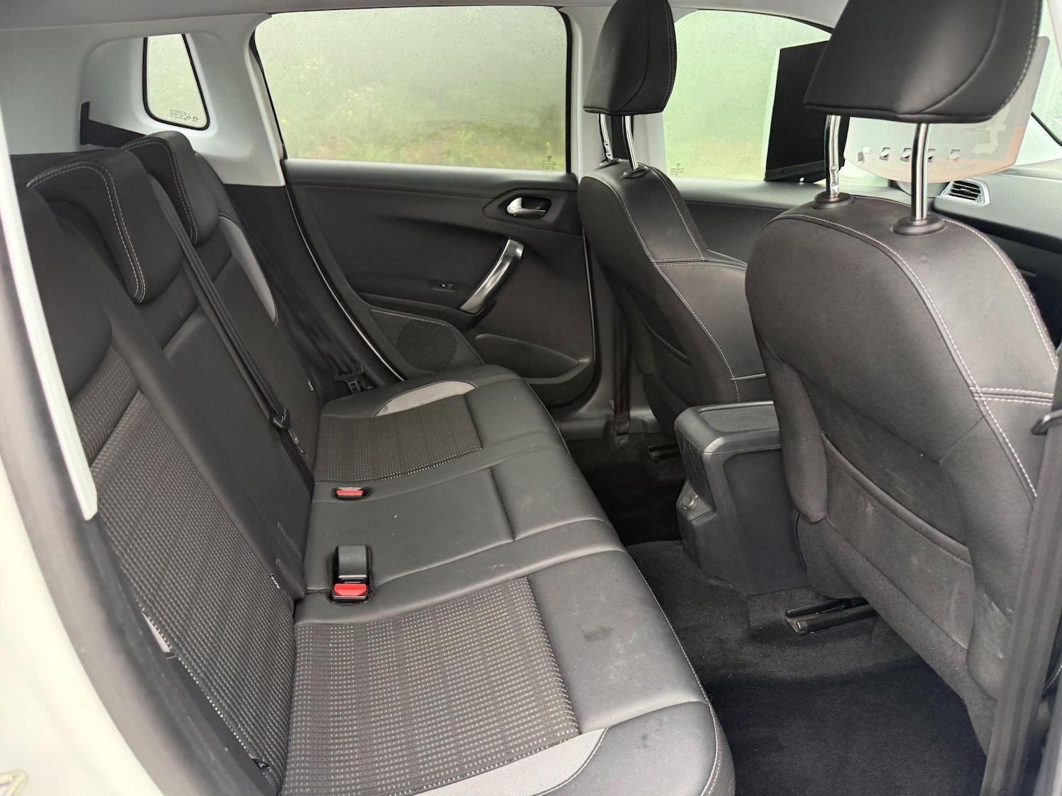 Used Peugeot 2008 2015 for sale - 76241027: Photo 12