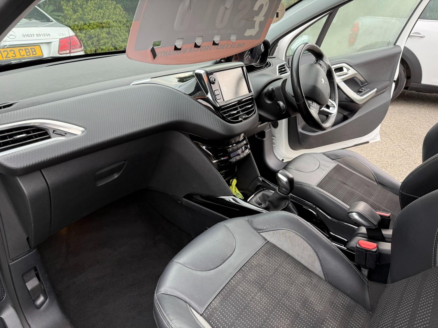 Used Peugeot 2008 2015 for sale - 76241027: Photo 13