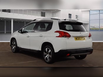 Used Peugeot 2008 2015 for sale - 76241027: Photo