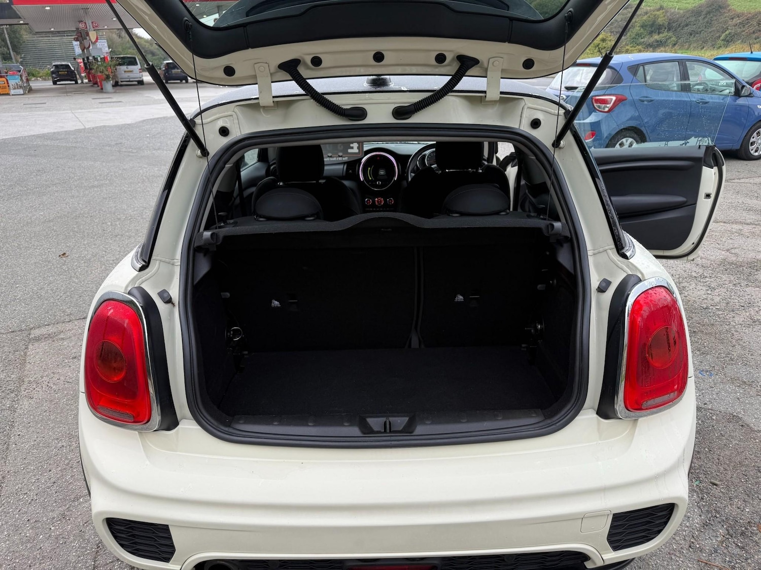 Used MINI Hatch 2017 for sale - 75811132: Photo 17