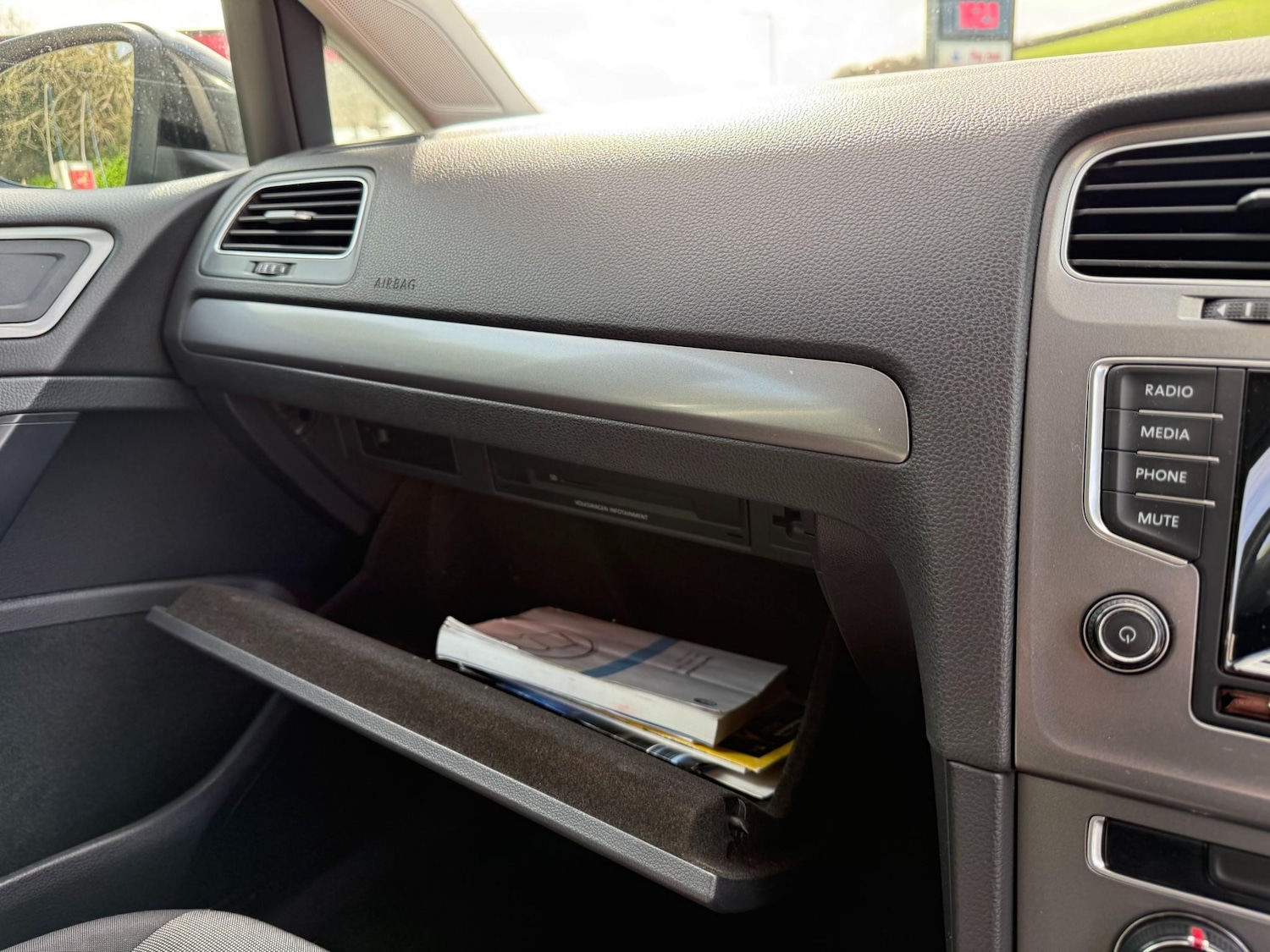 Used Volkswagen Golf 2014 for sale - 77897415: Photo 27