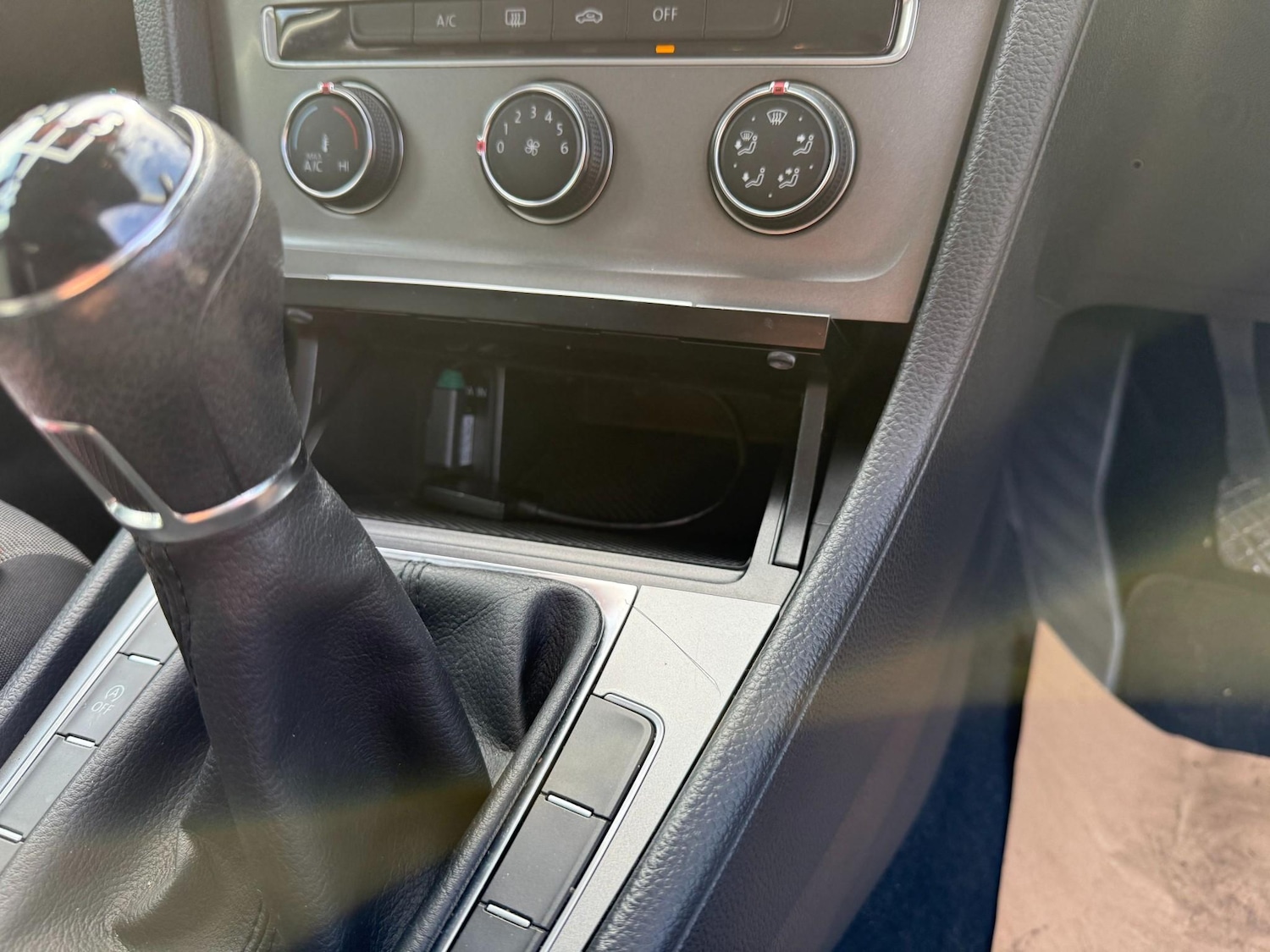 Used Volkswagen Golf 2014 for sale - 77897415: Photo 29