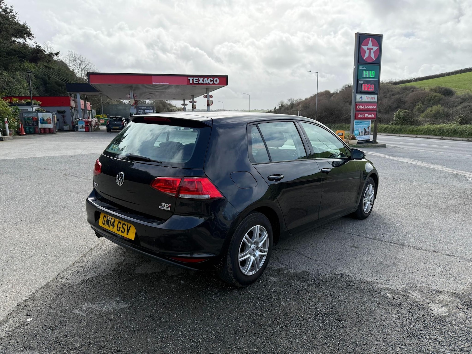 Used Volkswagen Golf 2014 for sale - 77897415: Photo 7