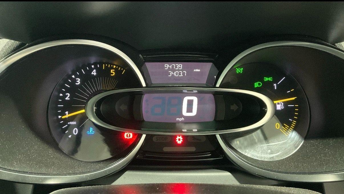 Used Renault Clio 2015 for sale - 77321251: Photo 9