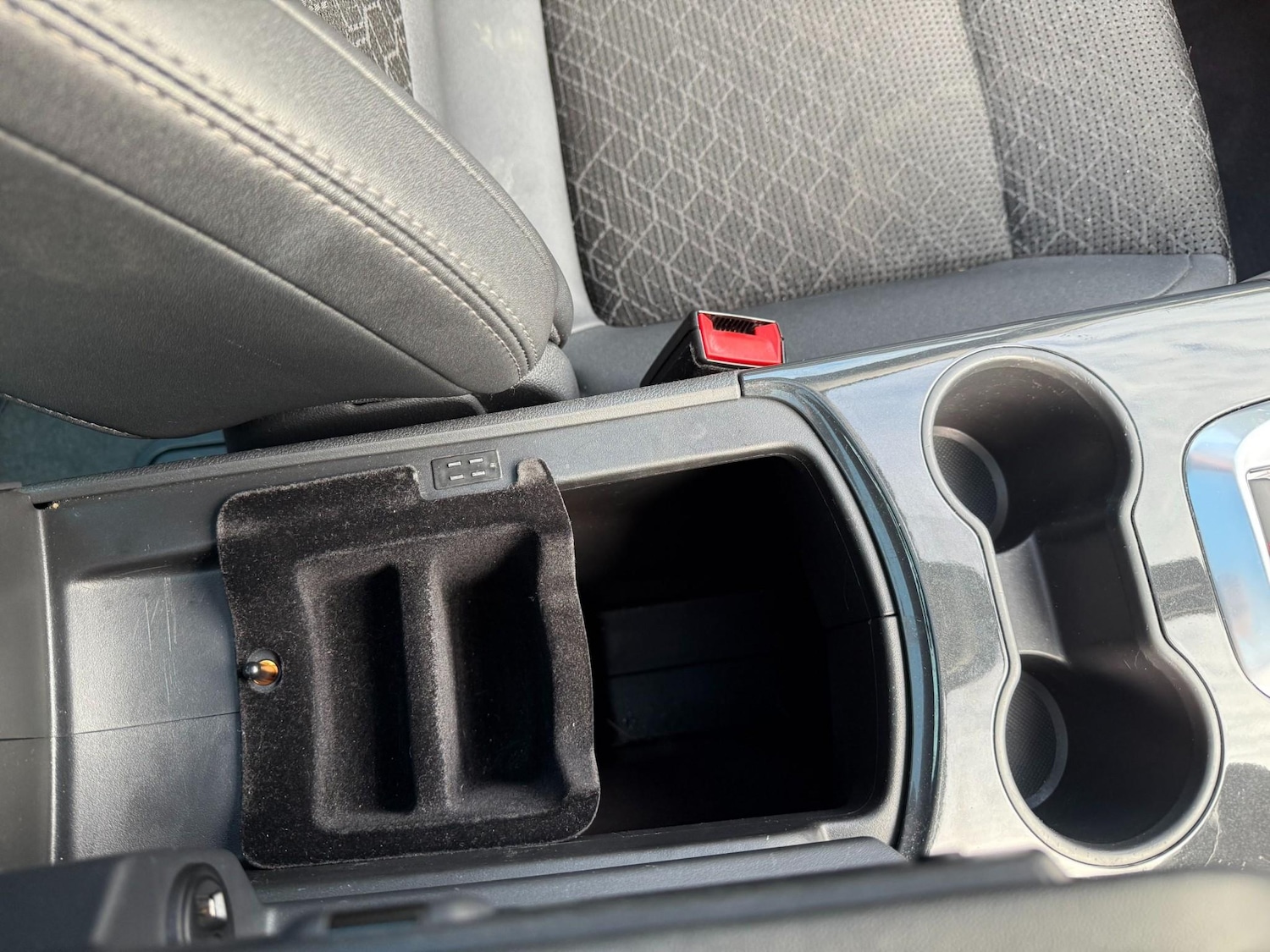 Used Peugeot 3008 2016 for sale - 76500496: Photo 25