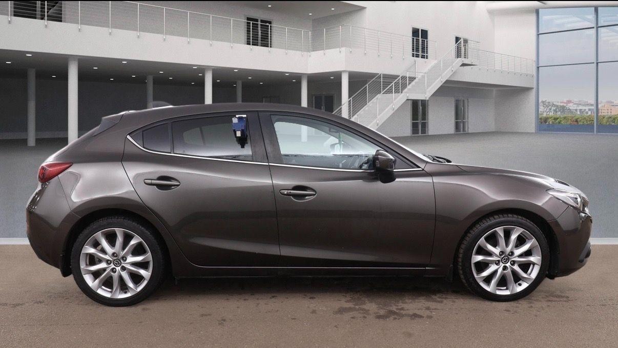 Used Mazda Mazda3 2014 for sale - 77844665: Photo 5