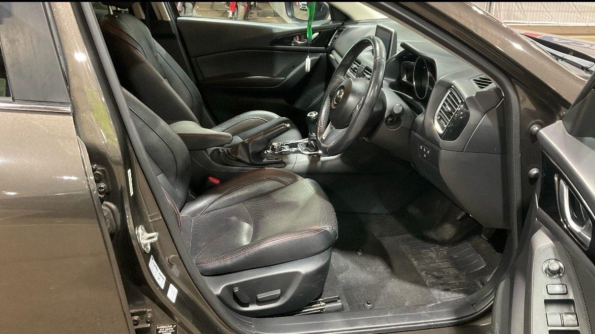 Used Mazda Mazda3 2014 for sale - 77844665: Photo 7