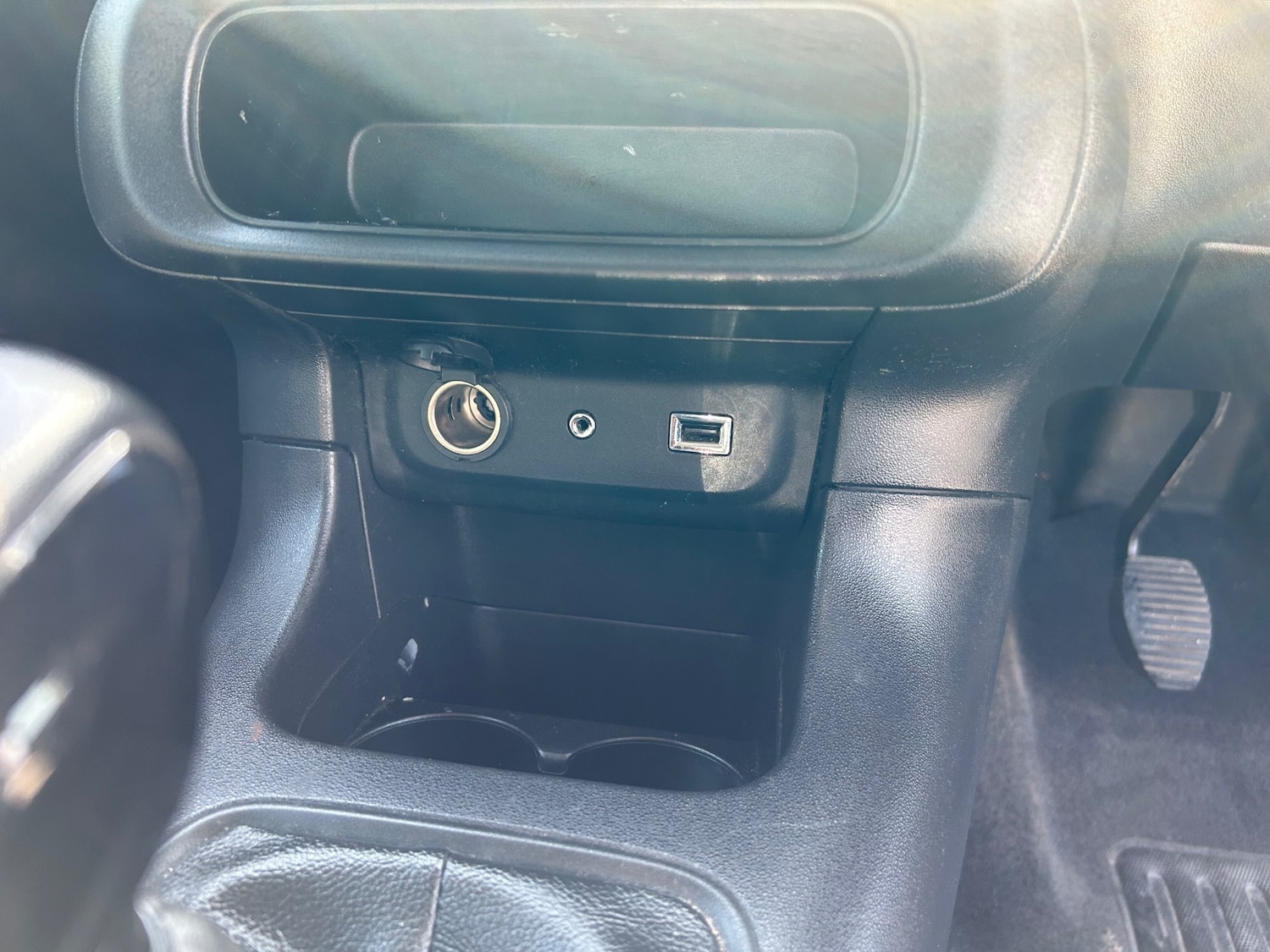Vehicle 29