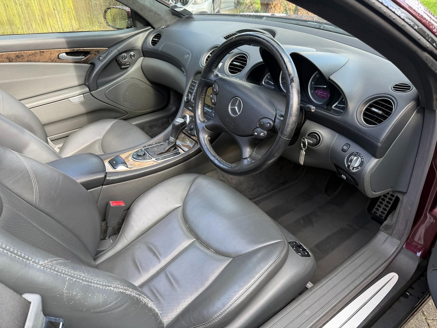 Used Mercedes-Benz SL 2004 for sale - 76153965: Photo 11