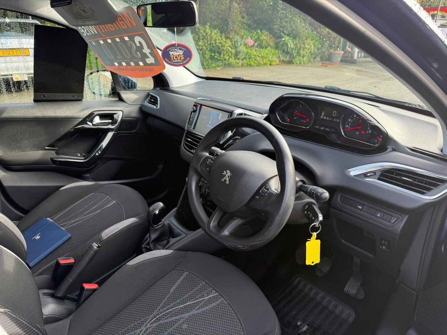 Used Peugeot 208 2013 for sale - 77659751: Photo 9