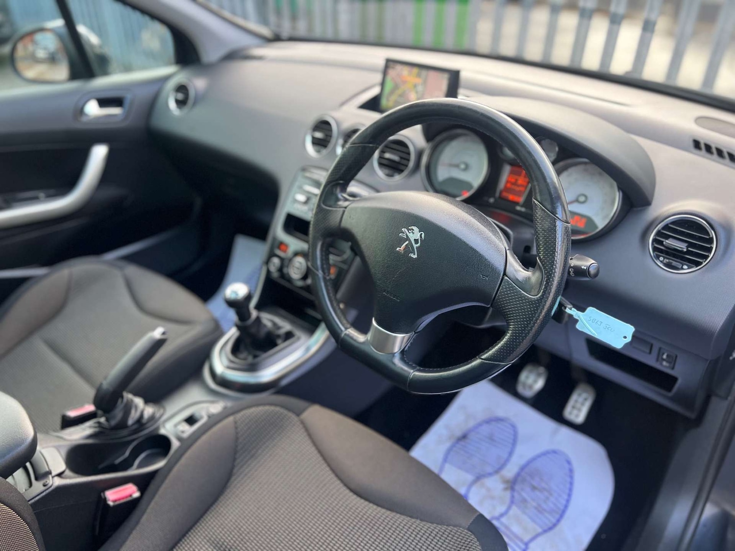 Used Peugeot 308 2013 for sale - 77003501: Photo 18