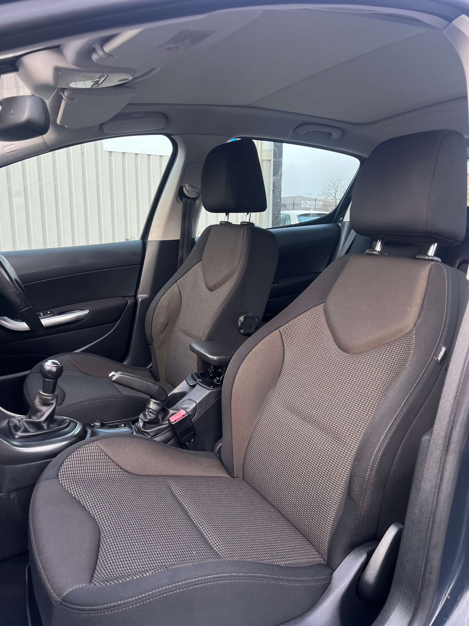 Used Peugeot 308 2013 for sale - 77003501: Photo 25