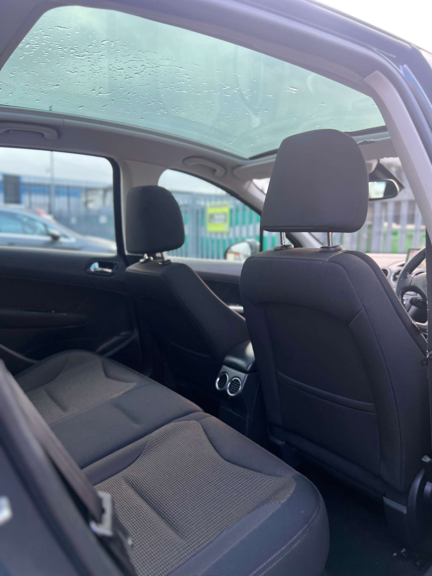 Used Peugeot 308 2013 for sale - 77003501: Photo 28