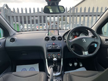 Used Peugeot 308 2013 for sale - 77003501: Photo