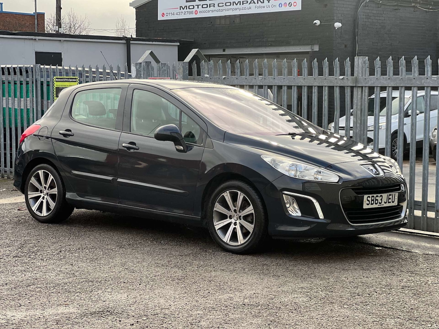 Used Peugeot 308 2013 for sale - 77003501: Photo 4