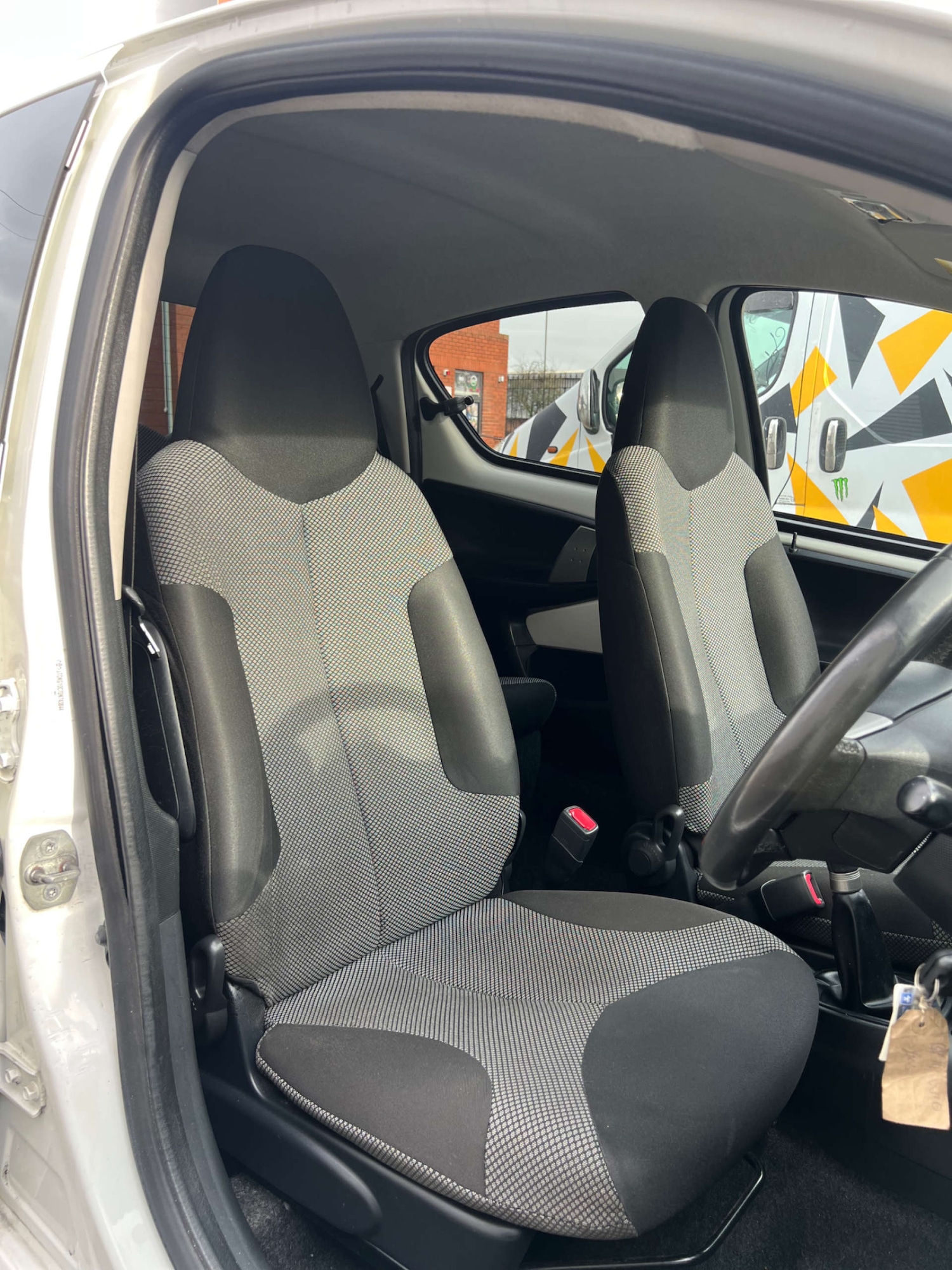 Used Toyota AYGO 2014 for sale - 77470103: Photo 11