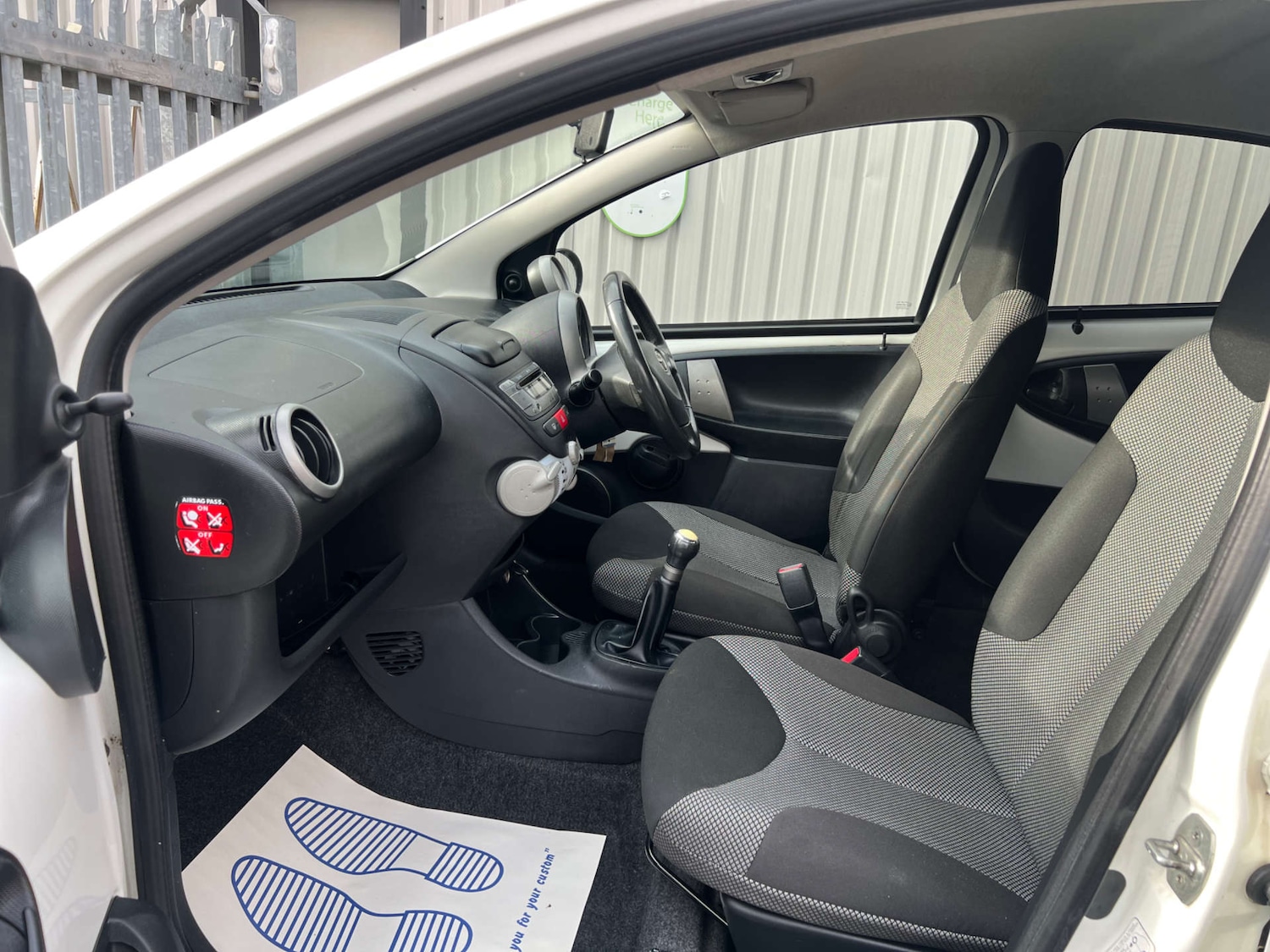 Used Toyota AYGO 2014 for sale - 77470103: Photo 14