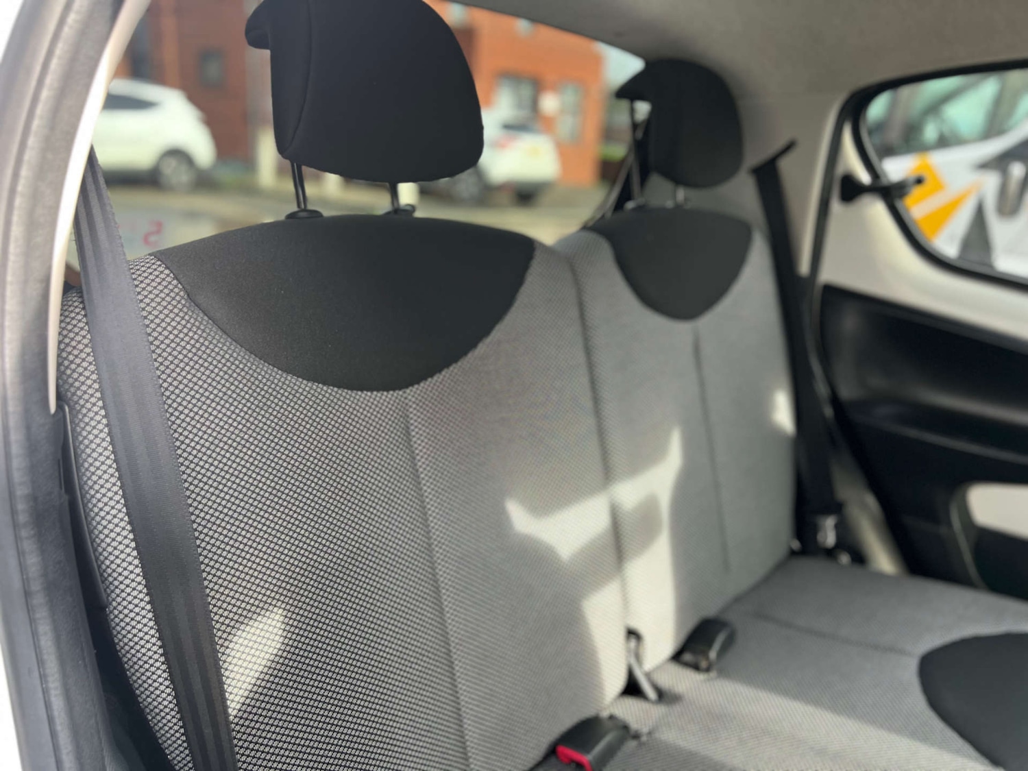 Used Toyota AYGO 2014 for sale - 77470103: Photo 18