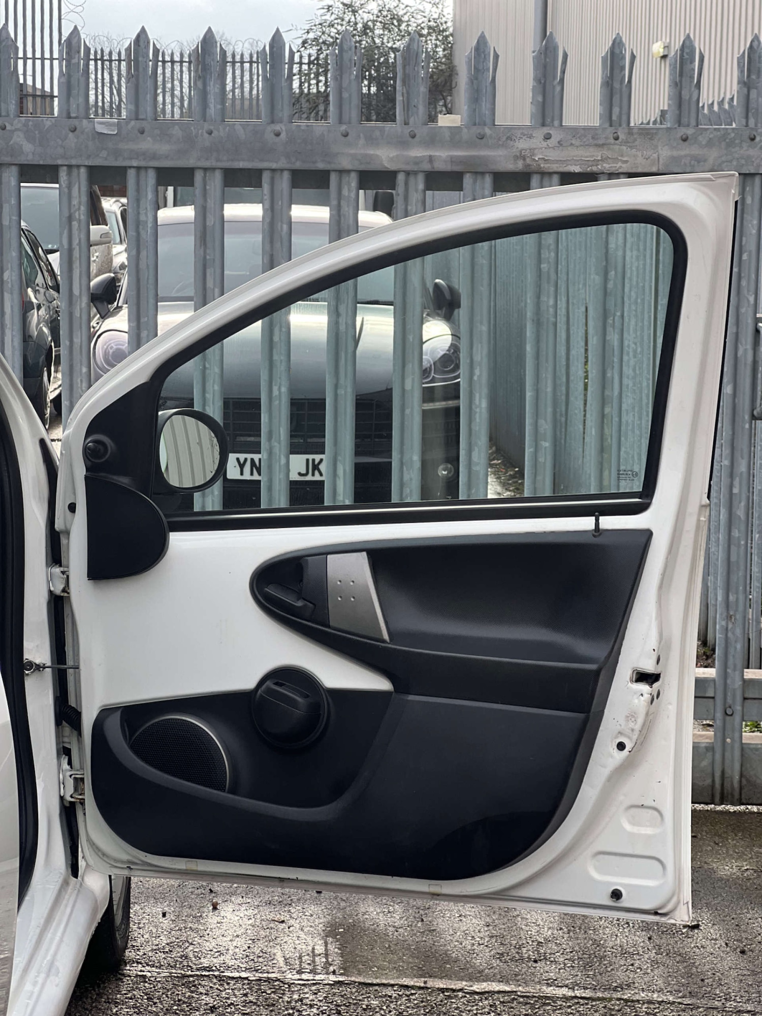 Used Toyota AYGO 2014 for sale - 77470103: Photo 32