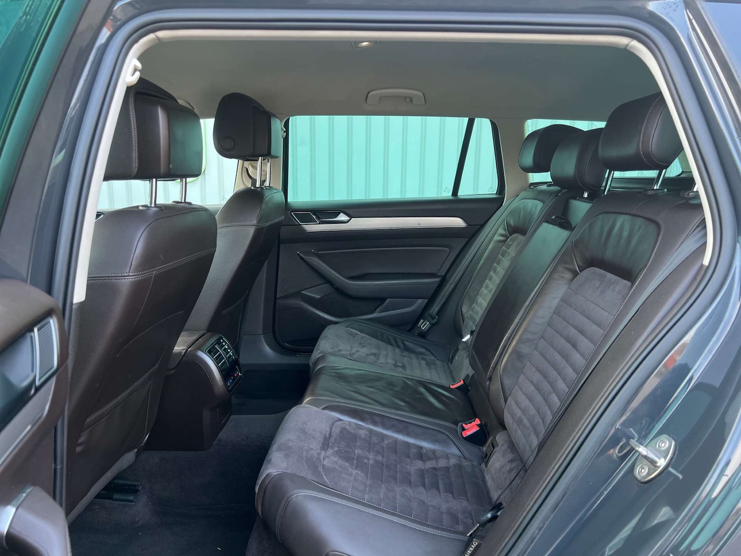 Used Volkswagen Passat 2015 for sale - 77976959: Photo 18