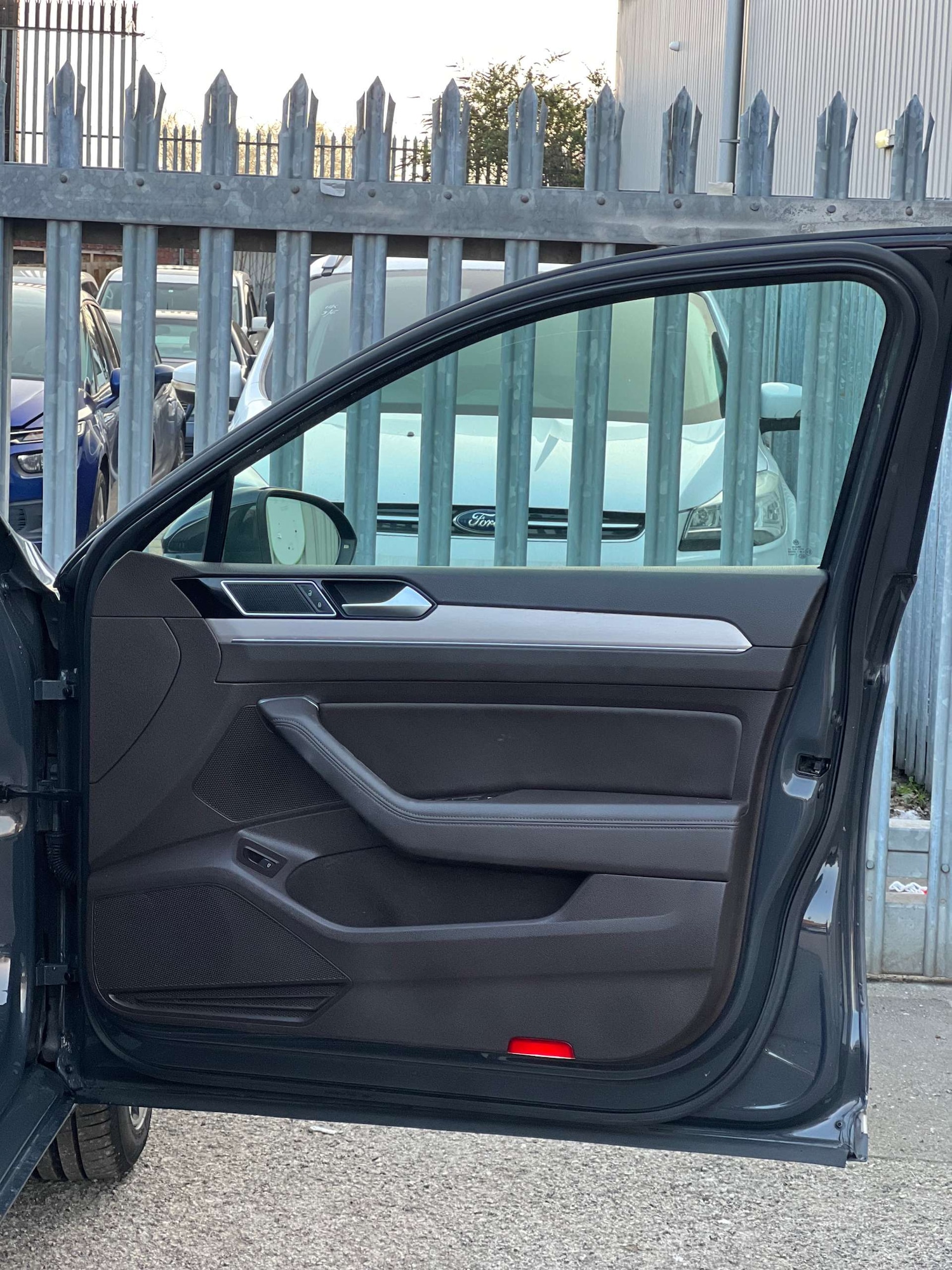 Used Volkswagen Passat 2015 for sale - 77976959: Photo 37