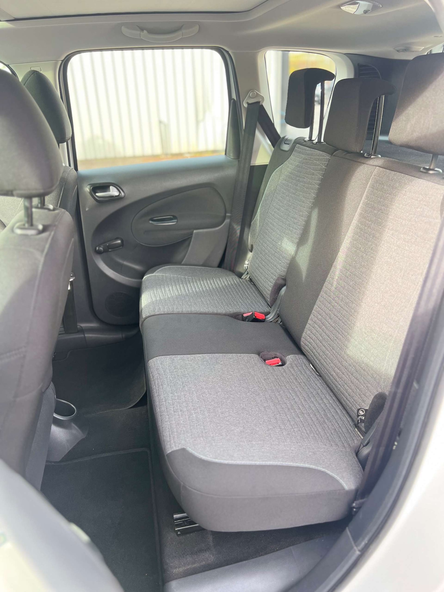 Used Citroen C3 Picasso 2015 for sale - 76453771: Photo 24