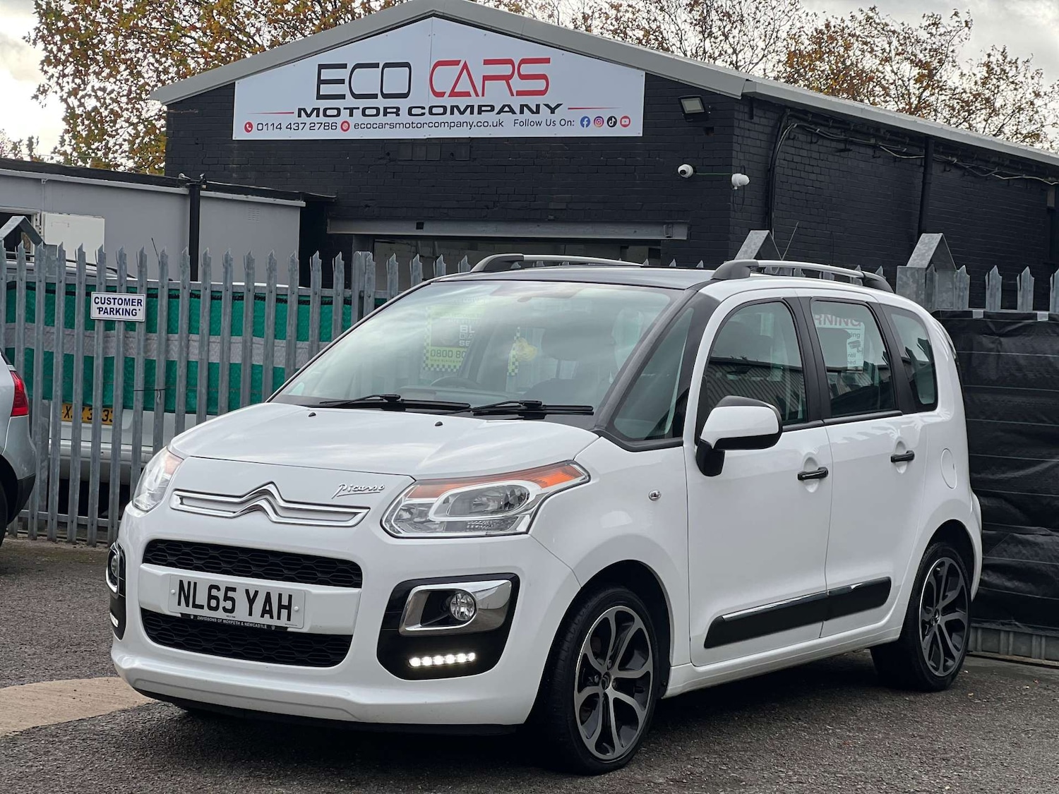 Used Citroen C3 Picasso 2015 for sale - 76453771: Photo 3