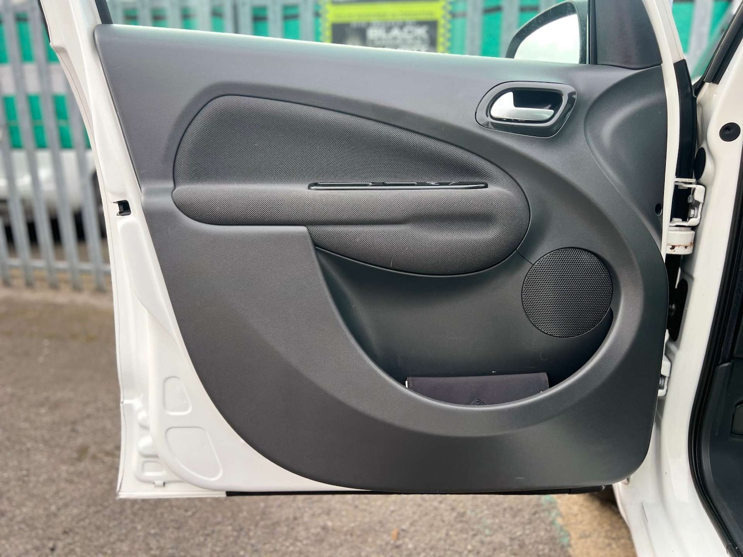 Used Citroen C3 Picasso 2015 for sale - 76453771: Photo 42