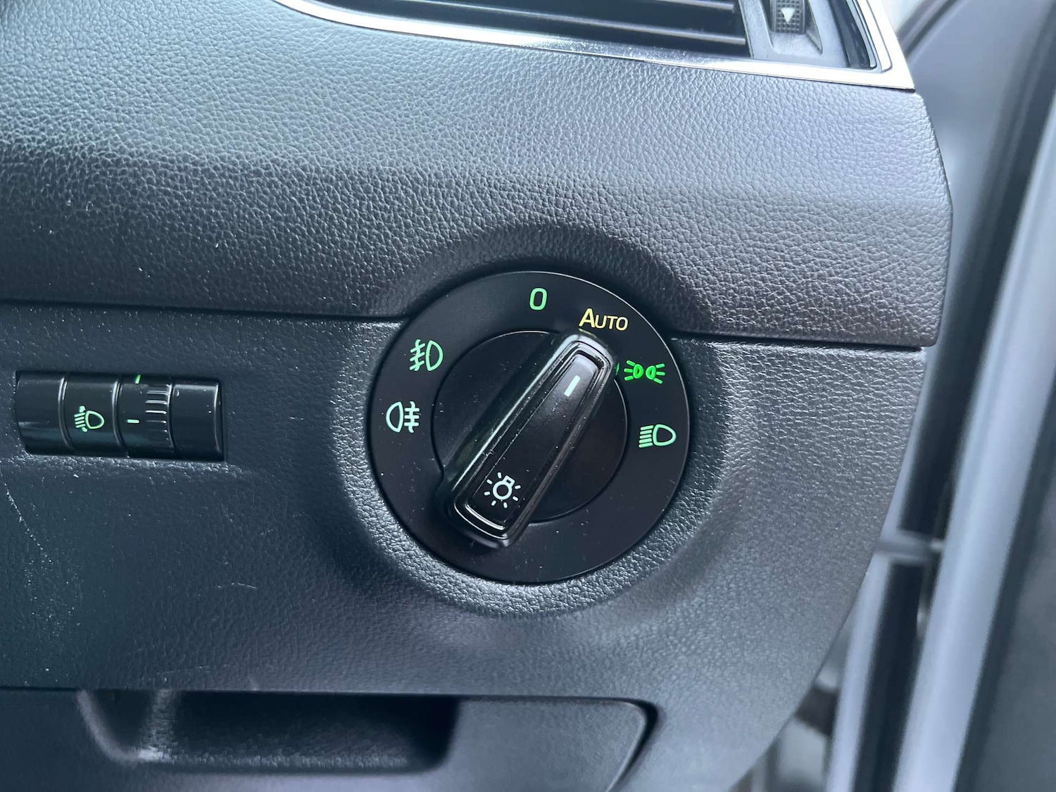 Used Skoda Octavia 2014 for sale - 77152838: Photo 34