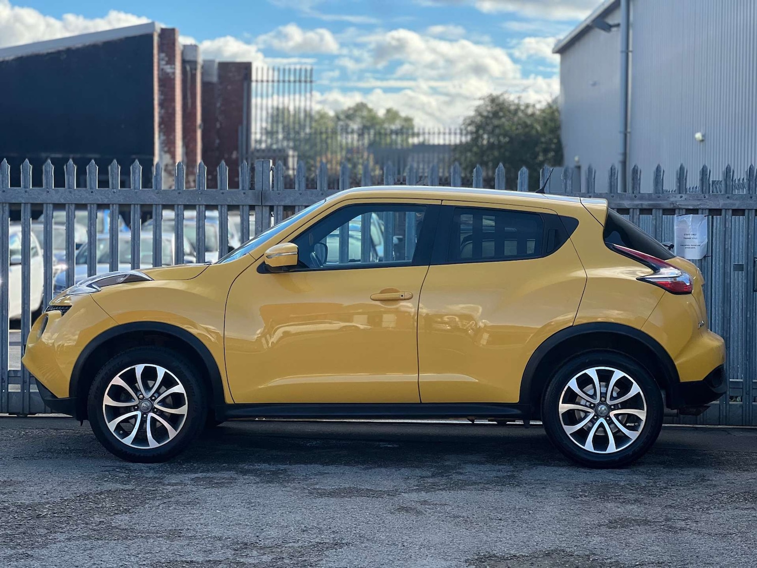 Used Nissan Juke 2015 for sale - 75741846: Photo 12