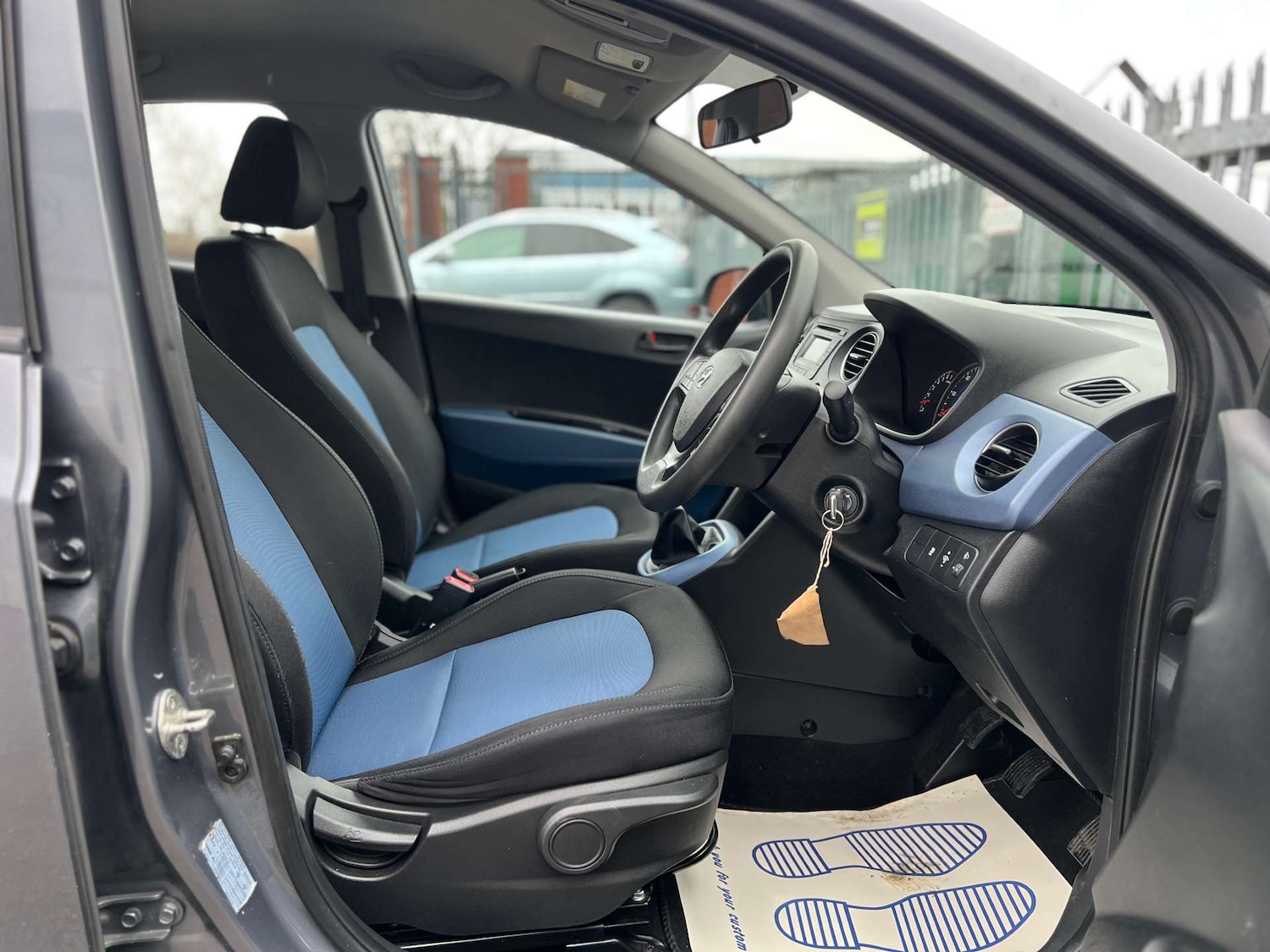 Used Hyundai i10 2014 for sale - 77475164: Photo 14