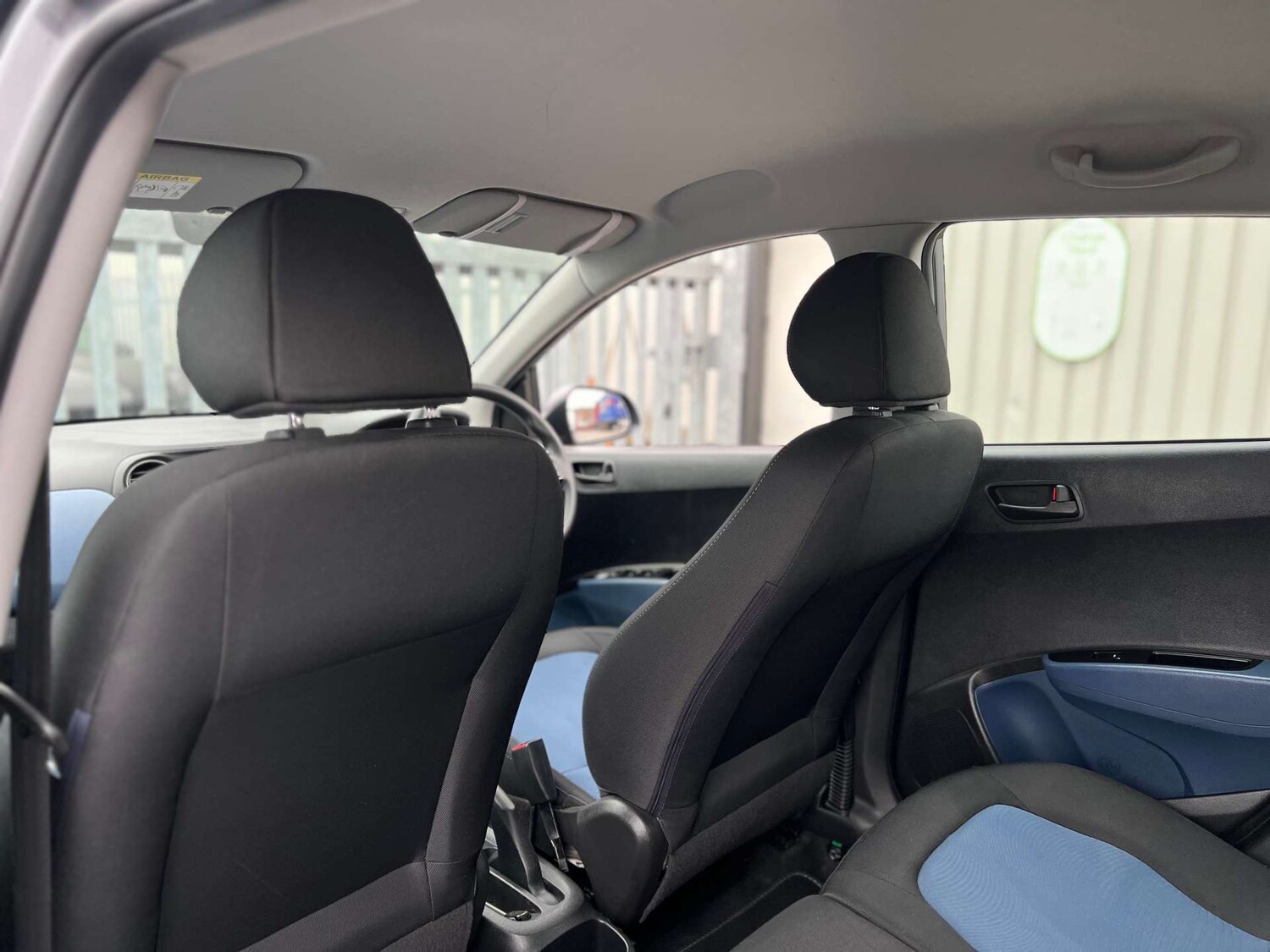 Used Hyundai i10 2014 for sale - 77475164: Photo 25