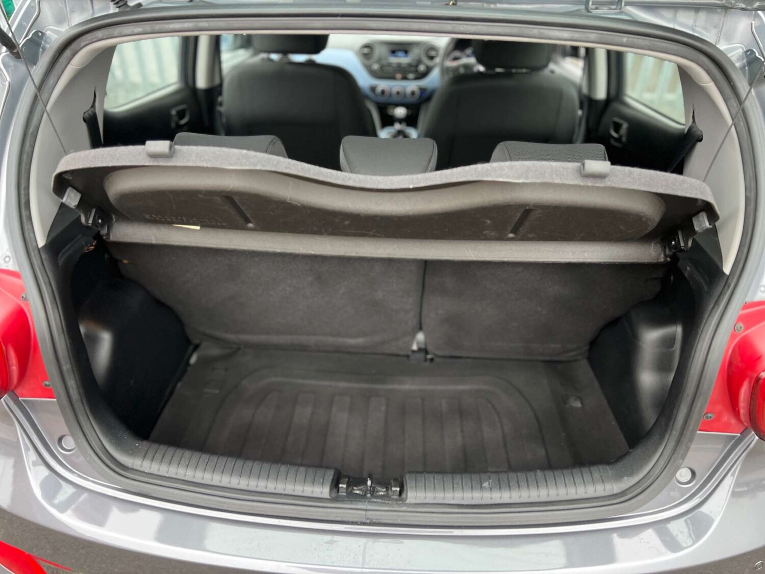 Used Hyundai i10 2014 for sale - 77475164: Photo 28