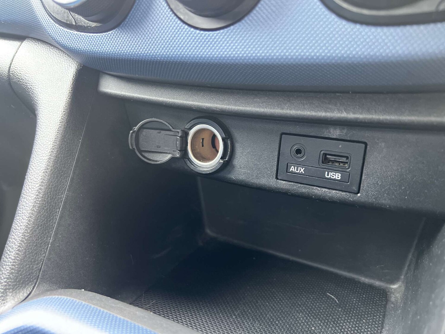 Used Hyundai i10 2014 for sale - 77475164: Photo 31