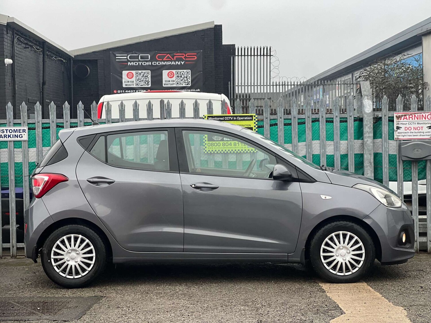 Used Hyundai i10 2014 for sale - 77475164: Photo 9