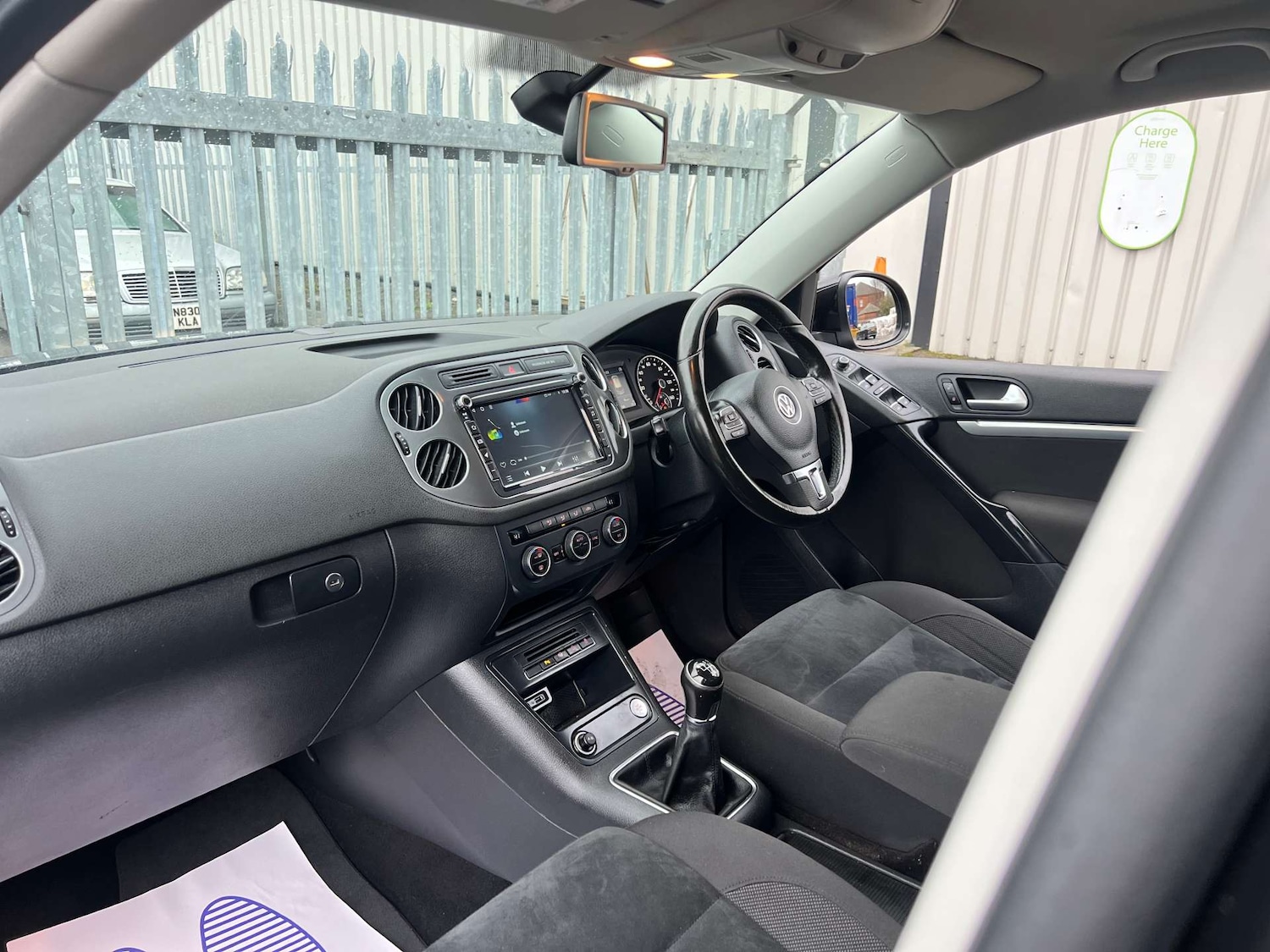 Used Volkswagen Tiguan 2015 for sale - 76878084: Photo 18