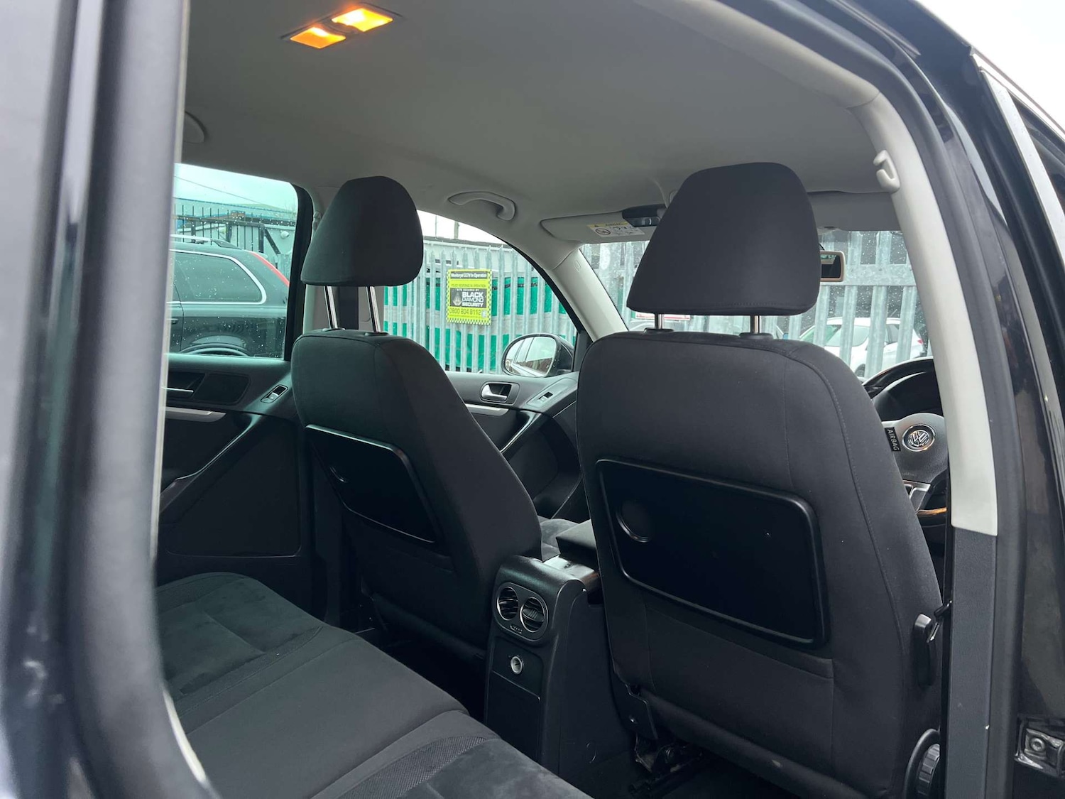 Used Volkswagen Tiguan 2015 for sale - 76878084: Photo 22