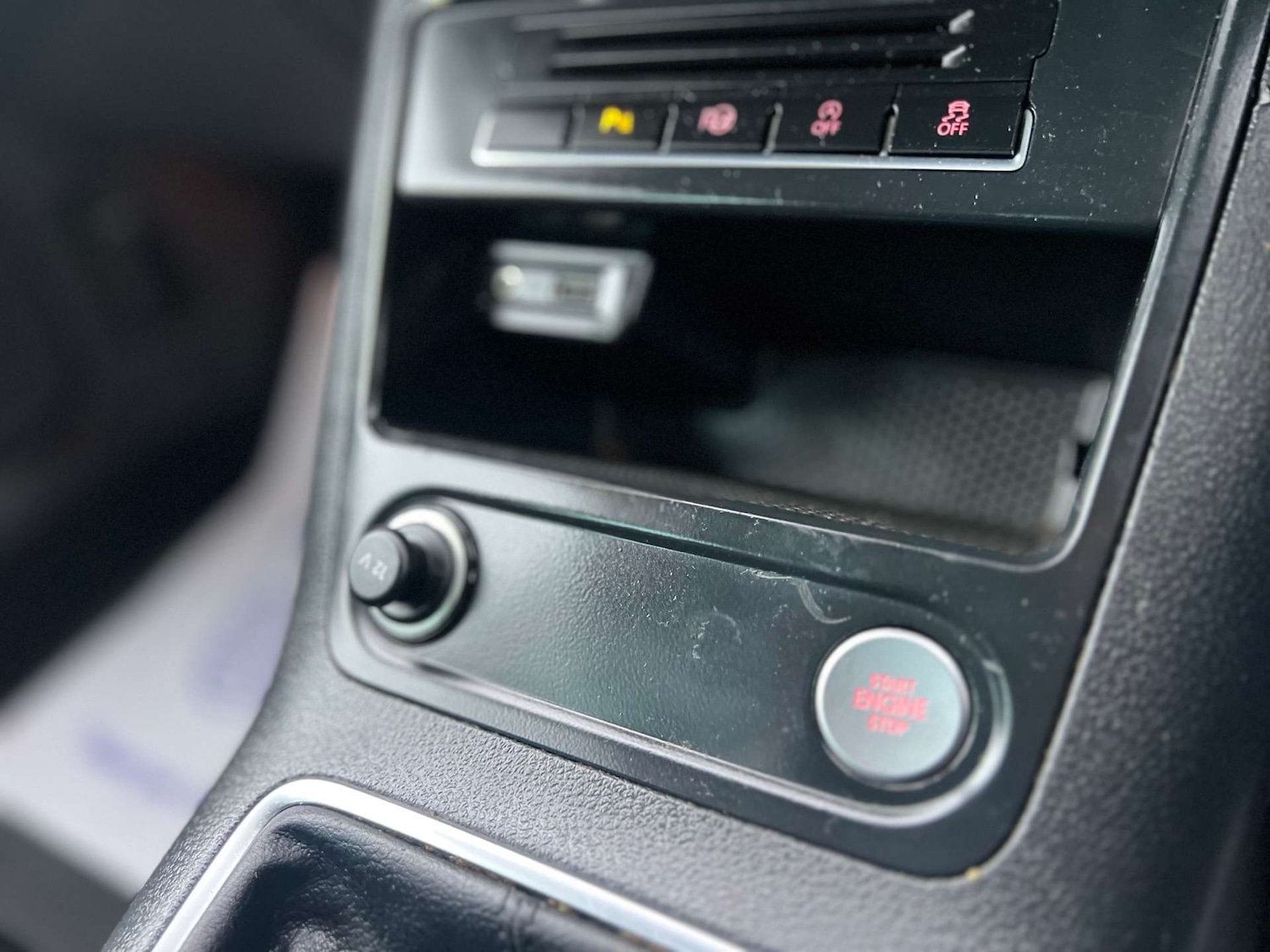 Used Volkswagen Tiguan 2015 for sale - 76878084: Photo 27