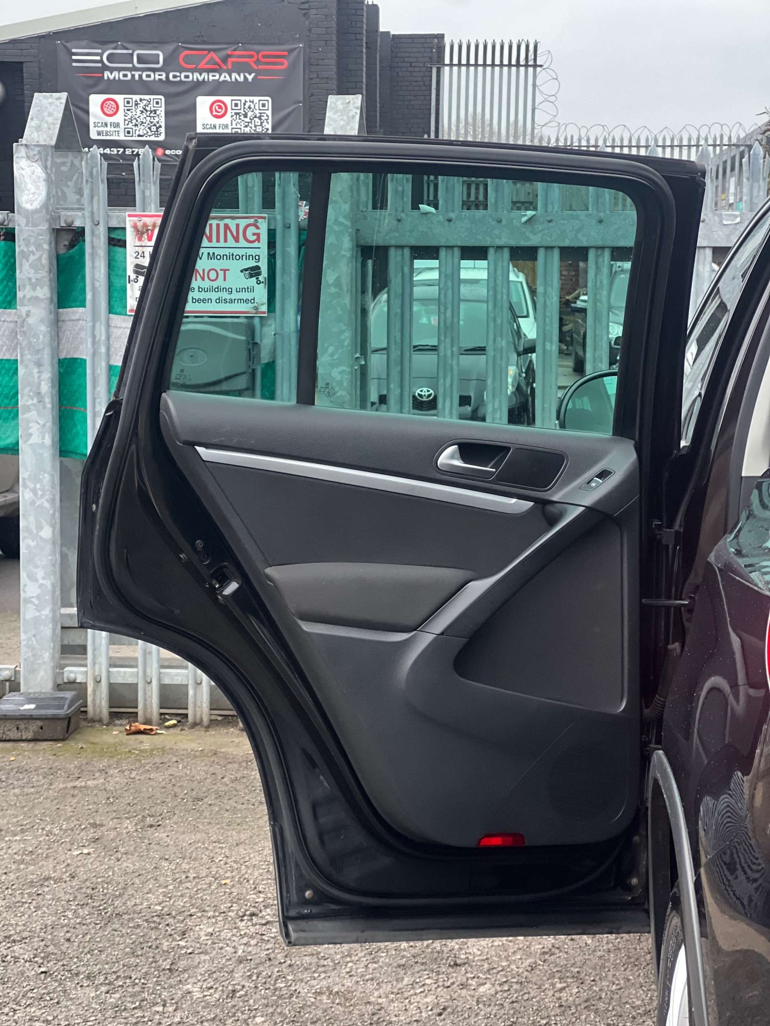 Used Volkswagen Tiguan 2015 for sale - 76878084: Photo 34