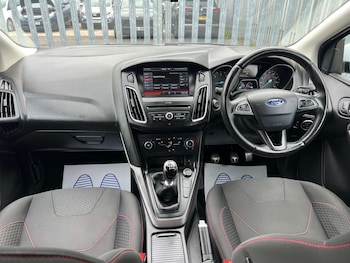 Used Ford Focus 2016 for sale - 78619944: Photo