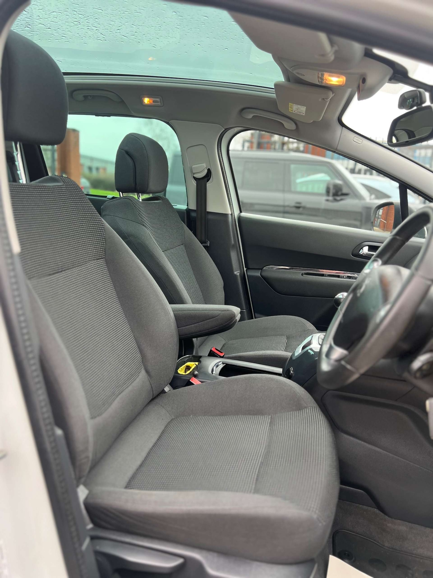 Used Peugeot 5008 2016 for sale - 77790743: Photo 13